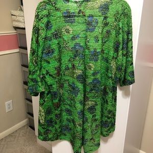 Lularoe Lindsay- Fun and fuzzy
